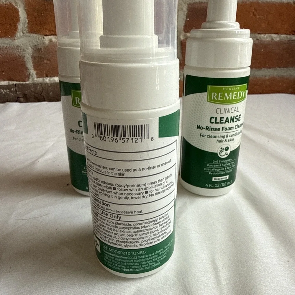 4 oz. Medline Remedy Cleanse No Rinse‎ Foam Cleanser Hypoallergenic Unscented 3